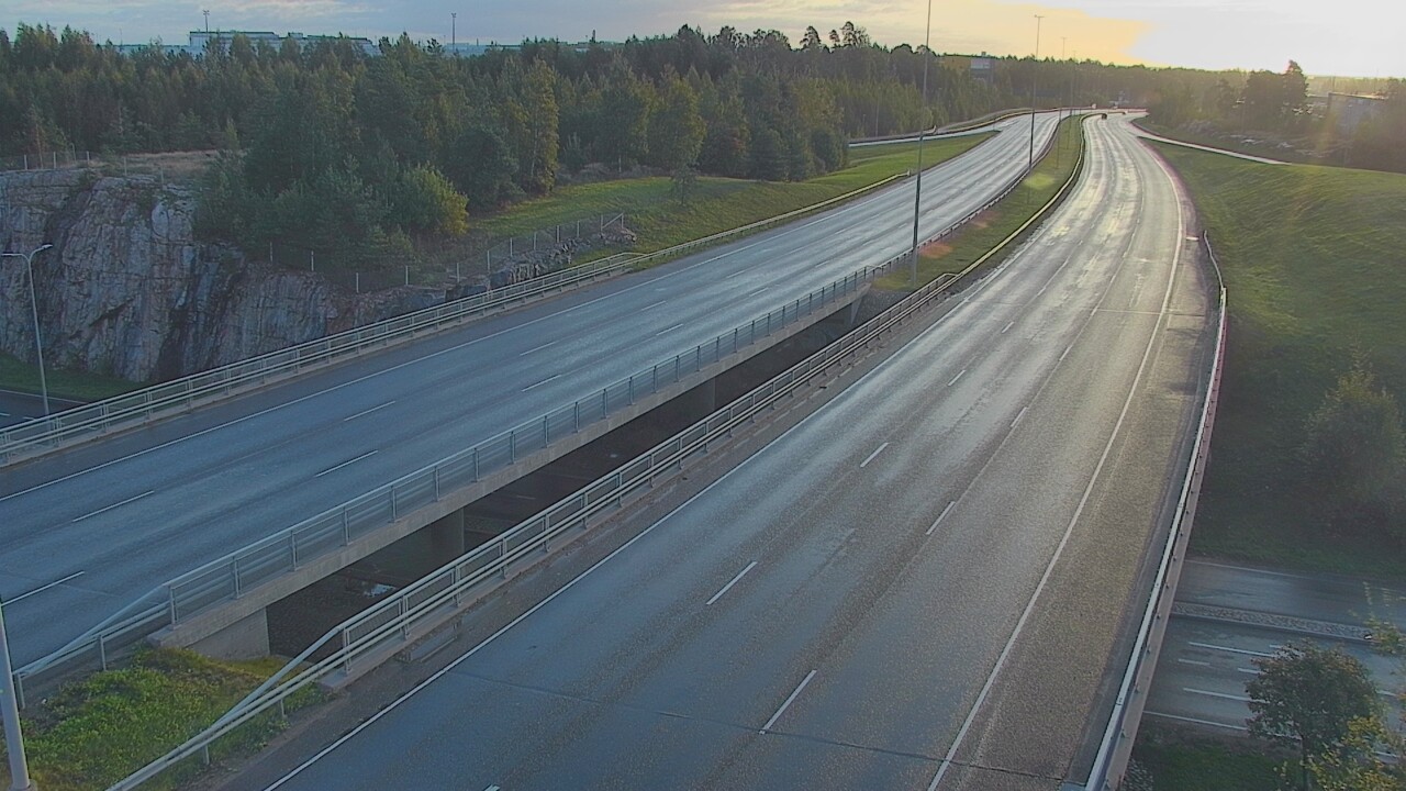 Weather Camera Image Road 50 Vantaa Kalliosola, Vantaa, Uusimaa