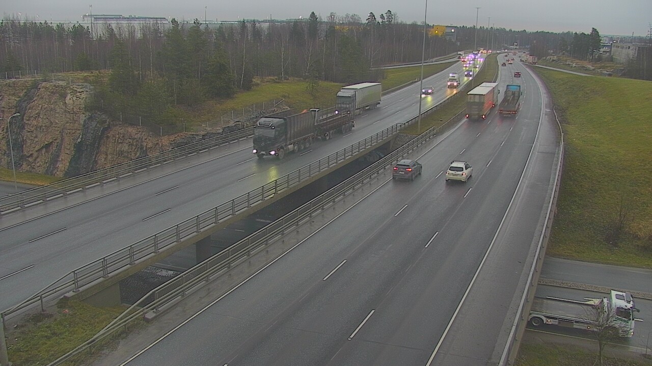 Weather Camera Image Väg 50 Vanda Kalliosola, Vantaa, Uusimaa
