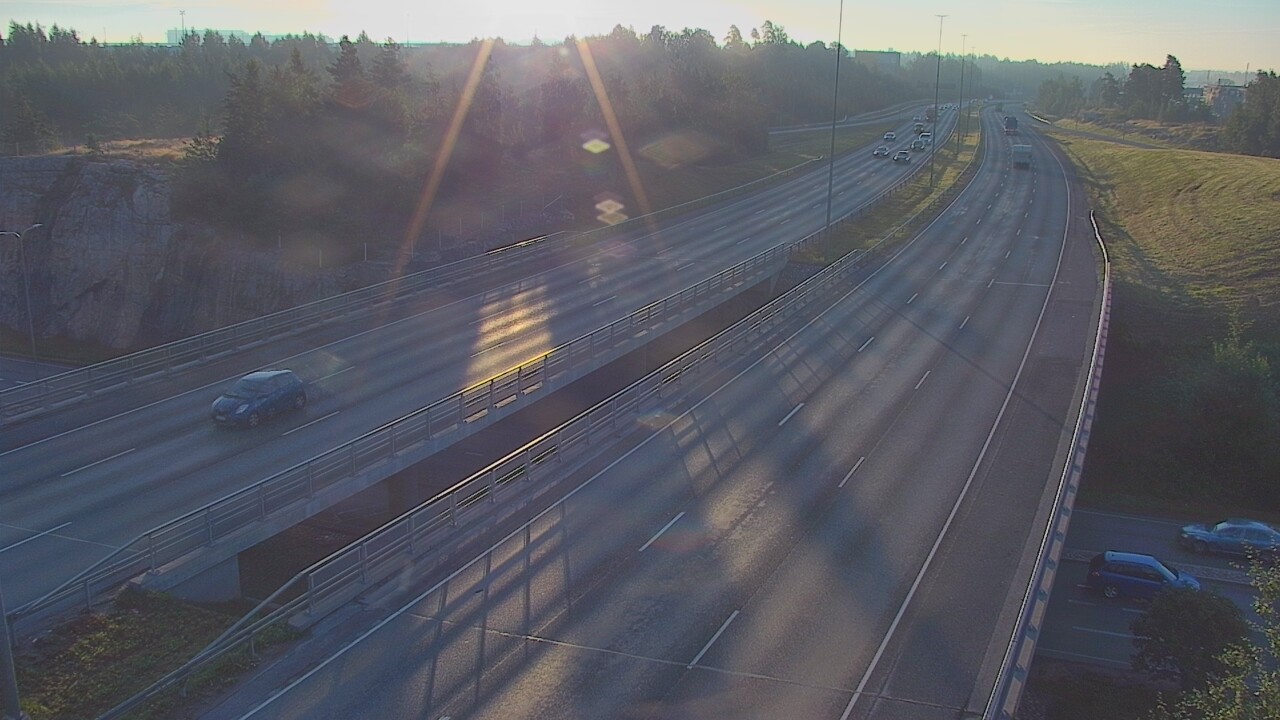 Weather Camera Image Road 50 Vantaa Kalliosola, Vantaa, Uusimaa