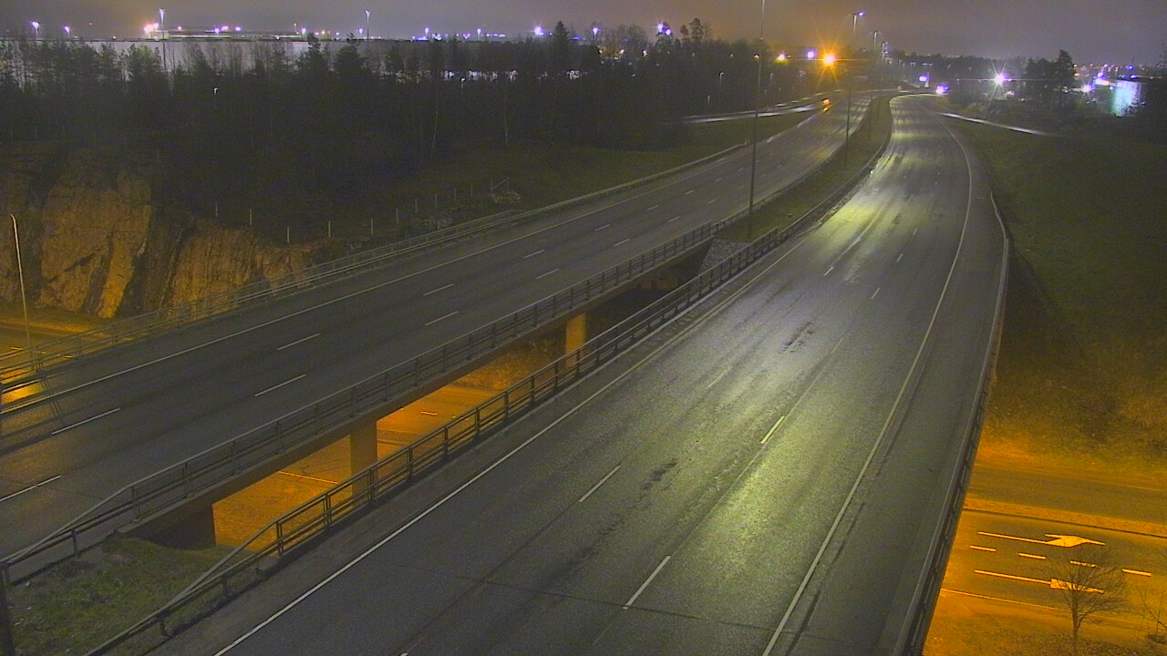 Weather Camera Image Väg 50 Vanda Kalliosola, Vantaa, Uusimaa
