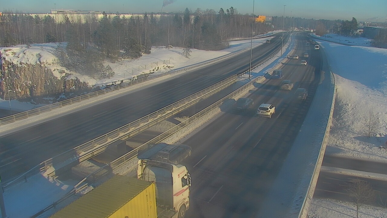 Weather Camera Image Väg 50 Vanda Kalliosola, Vantaa, Uusimaa