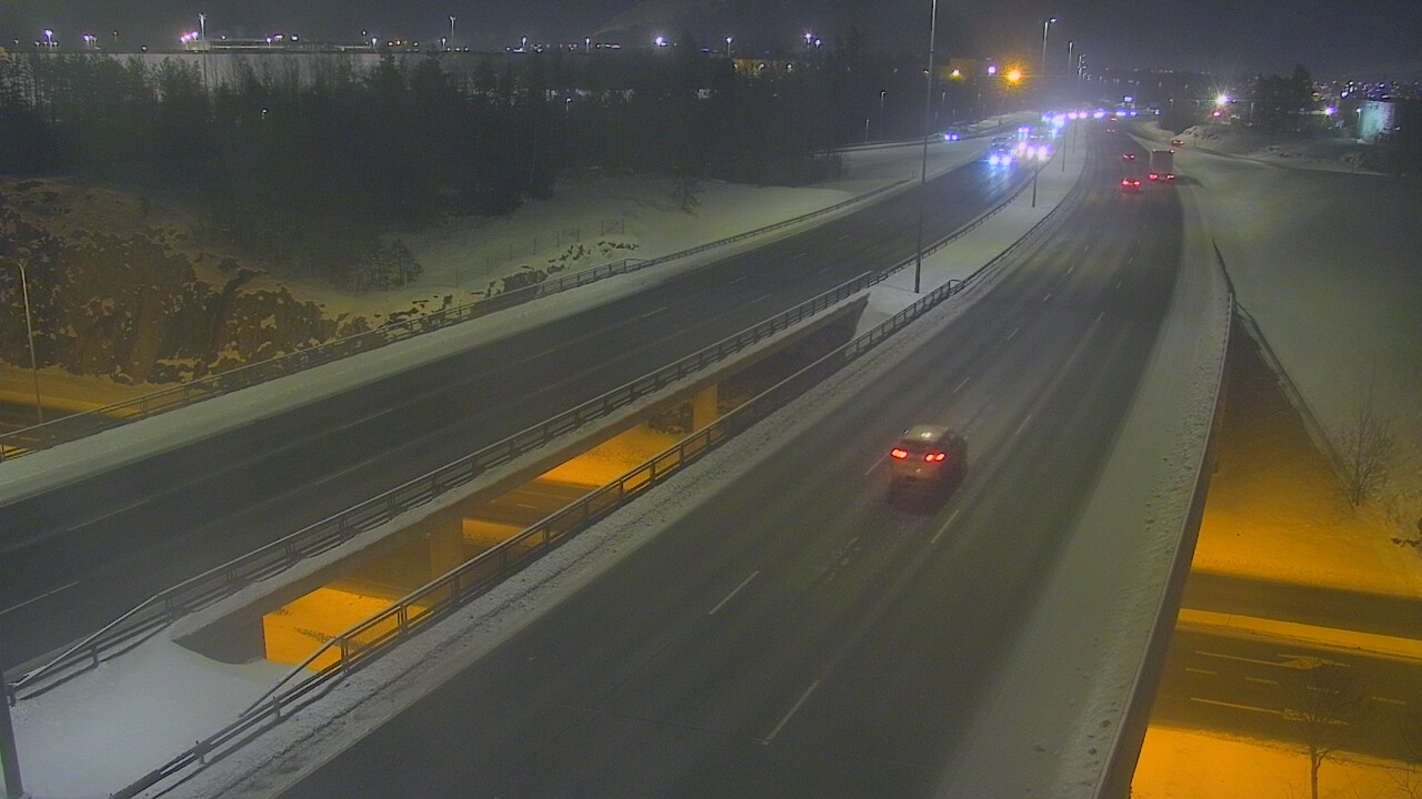 Weather Camera Image Väg 50 Vanda Kalliosola, Vantaa, Uusimaa