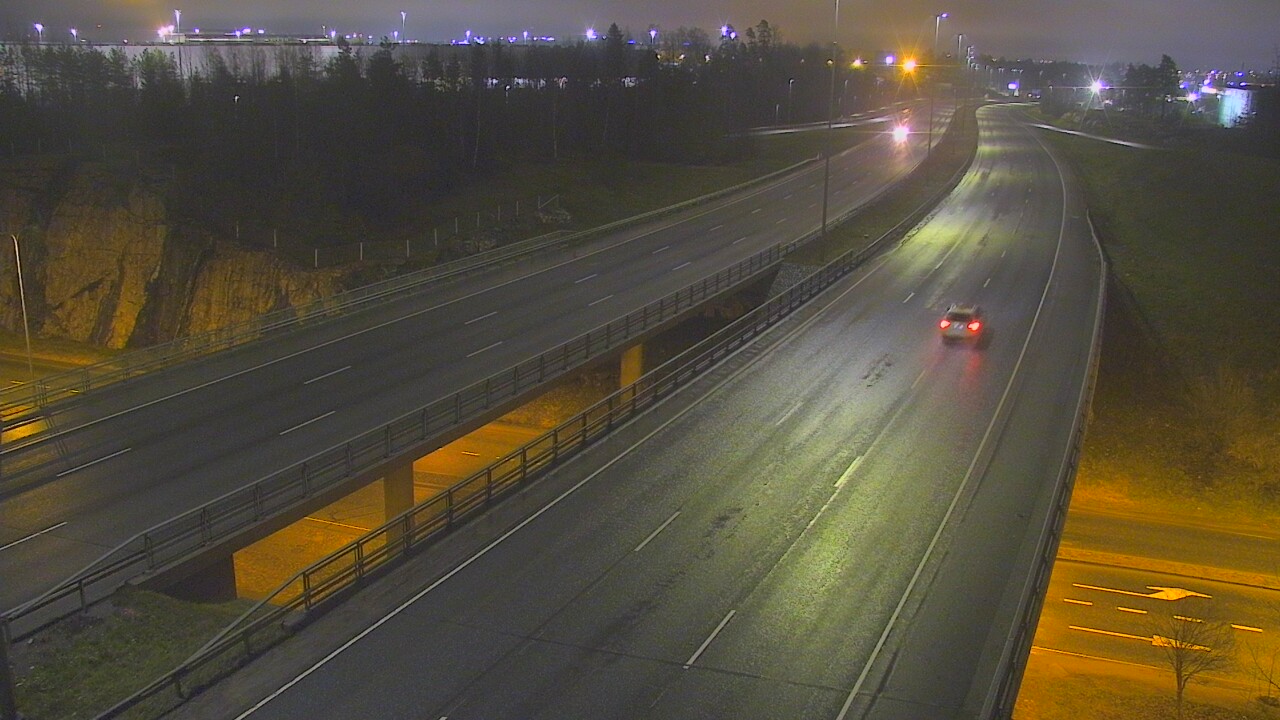 Weather Camera Image Väg 50 Vanda Kalliosola, Vantaa, Uusimaa