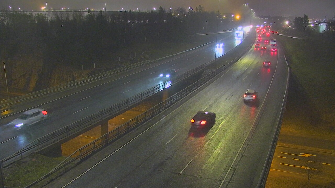 Weather Camera Image Väg 50 Vanda Kalliosola, Vantaa, Uusimaa