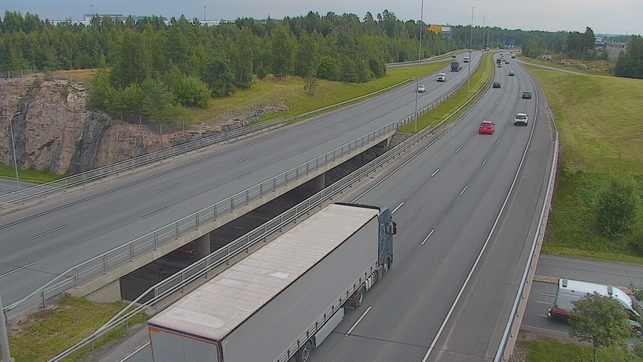 Weather Camera Image Road 50 Vantaa Kalliosola, Vantaa, Uusimaa