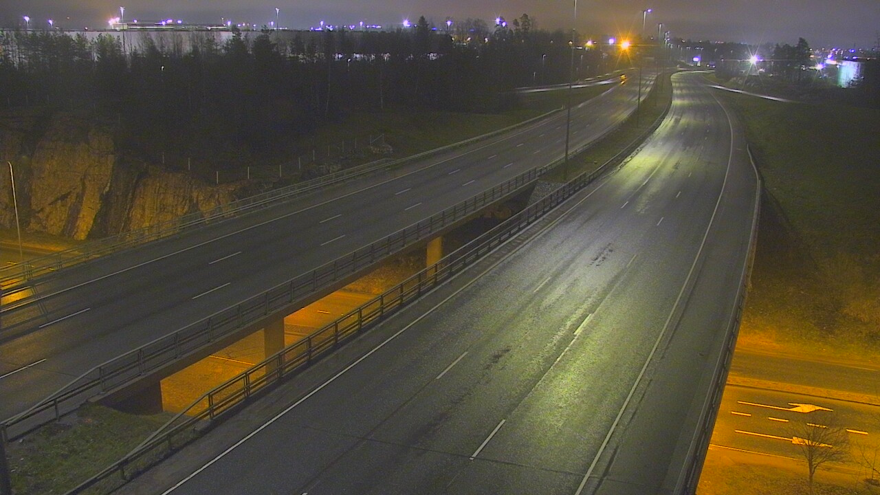 Weather Camera Image Väg 50 Vanda Kalliosola, Vantaa, Uusimaa