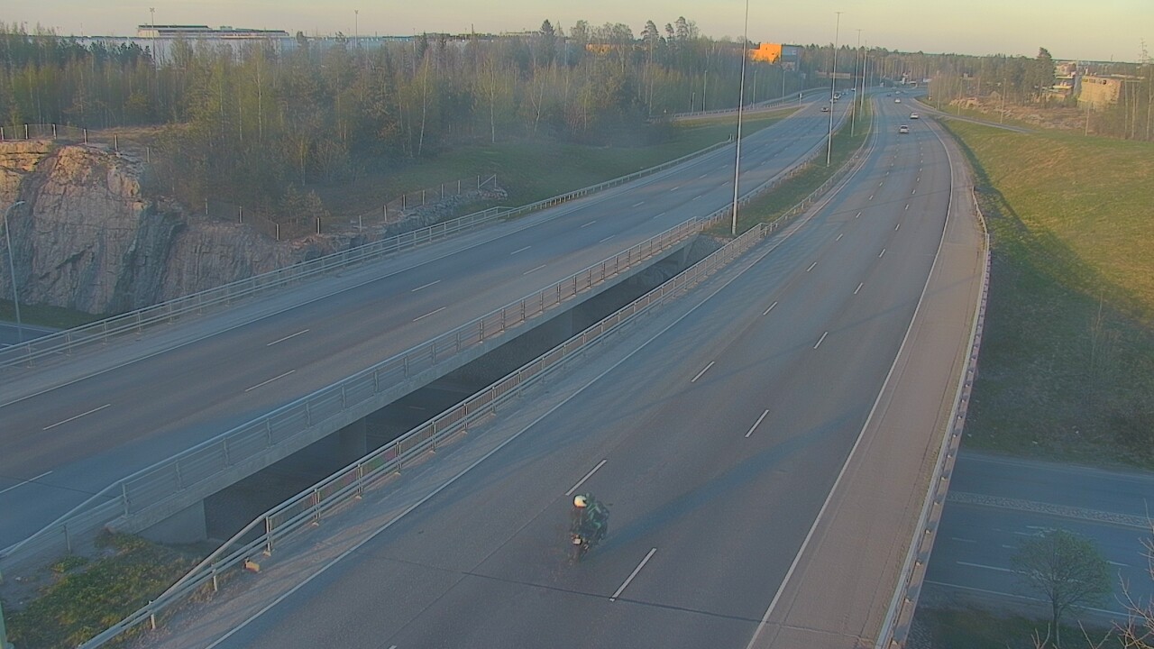 Weather Camera Image Road 50 Vantaa Kalliosola, Vantaa, Uusimaa