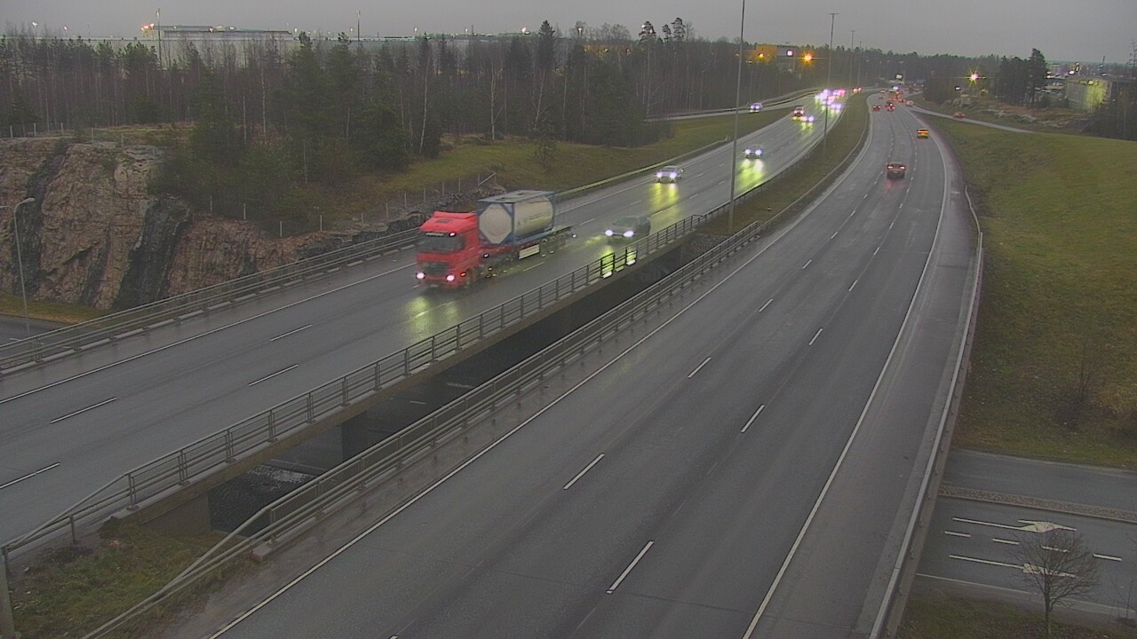 Weather Camera Image Väg 50 Vanda Kalliosola, Vantaa, Uusimaa