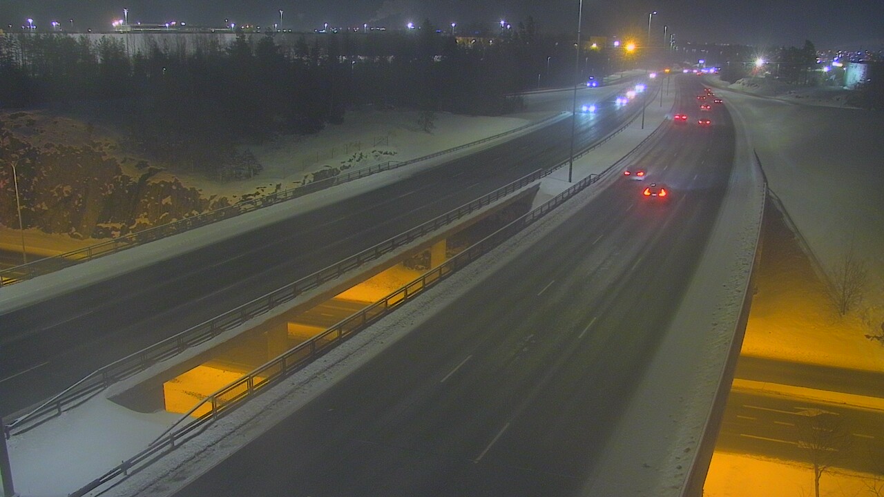 Weather Camera Image Väg 50 Vanda Kalliosola, Vantaa, Uusimaa