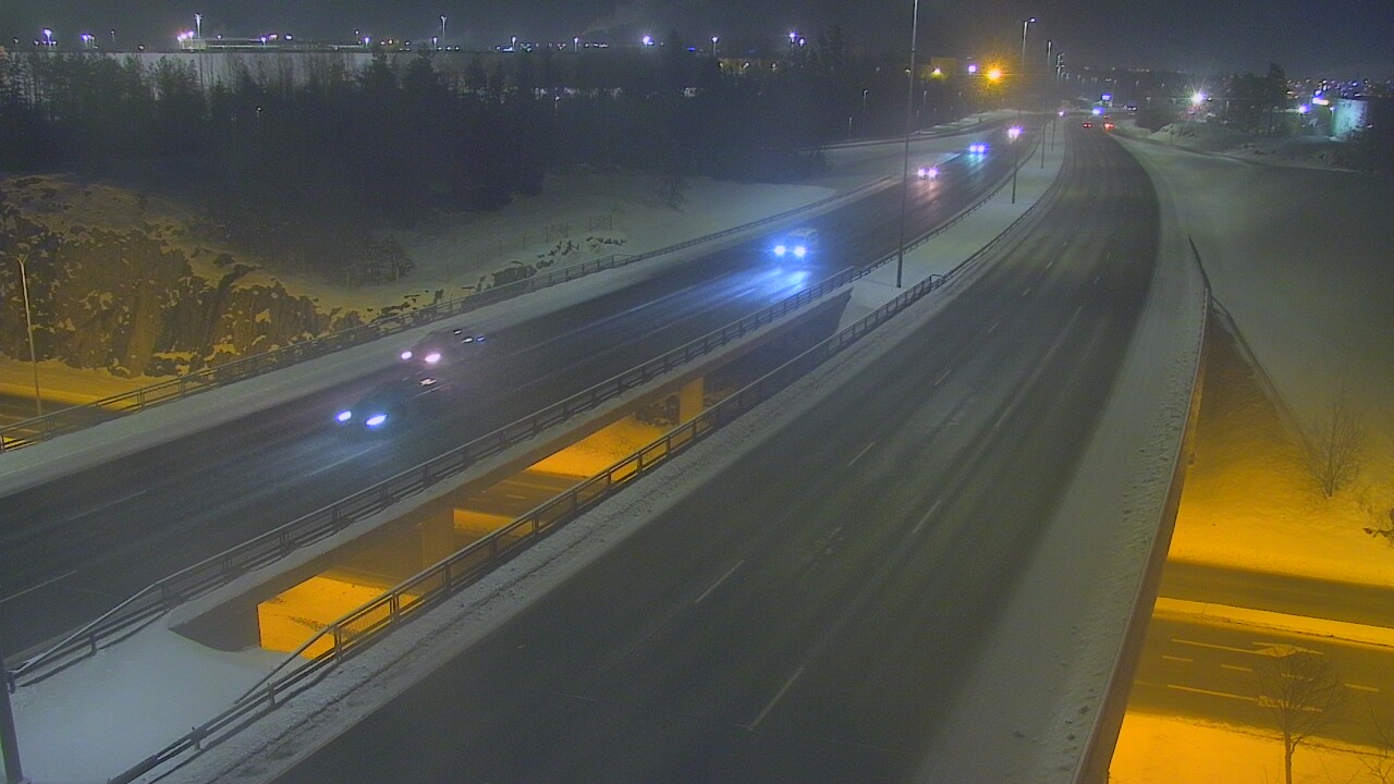 Weather Camera Image Väg 50 Vanda Kalliosola, Vantaa, Uusimaa