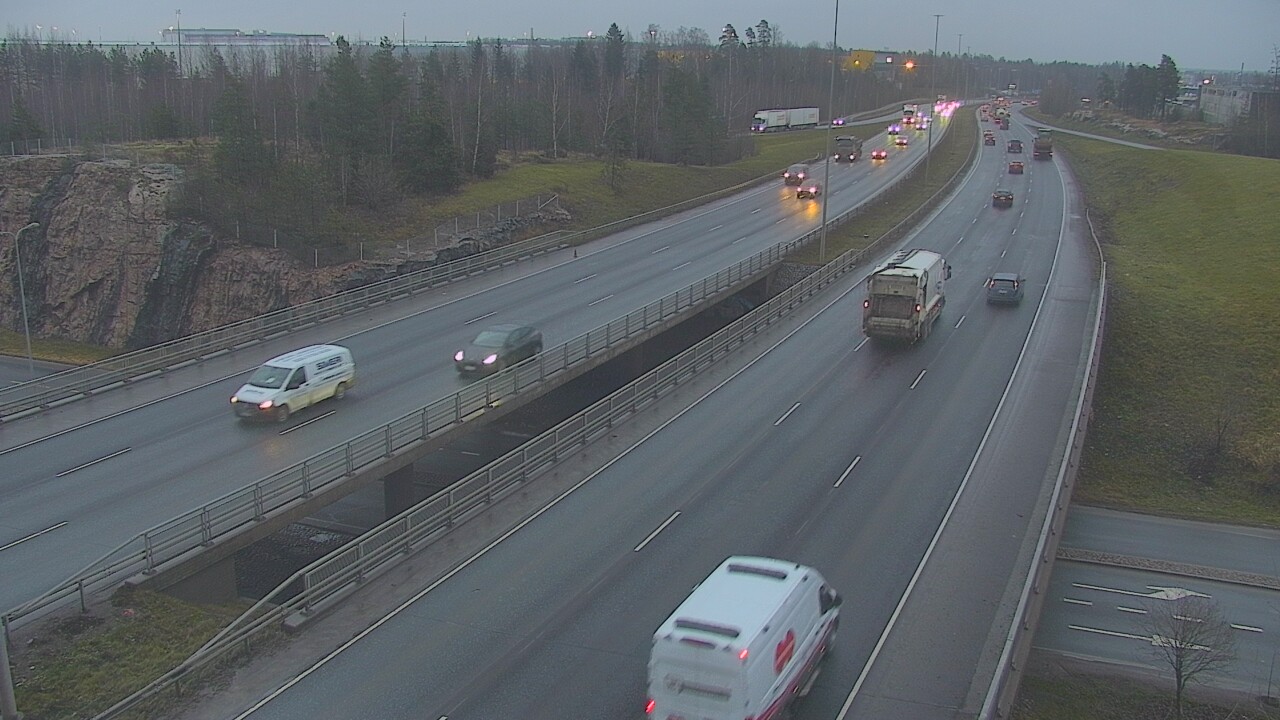 Weather Camera Image Väg 50 Vanda Kalliosola, Vantaa, Uusimaa