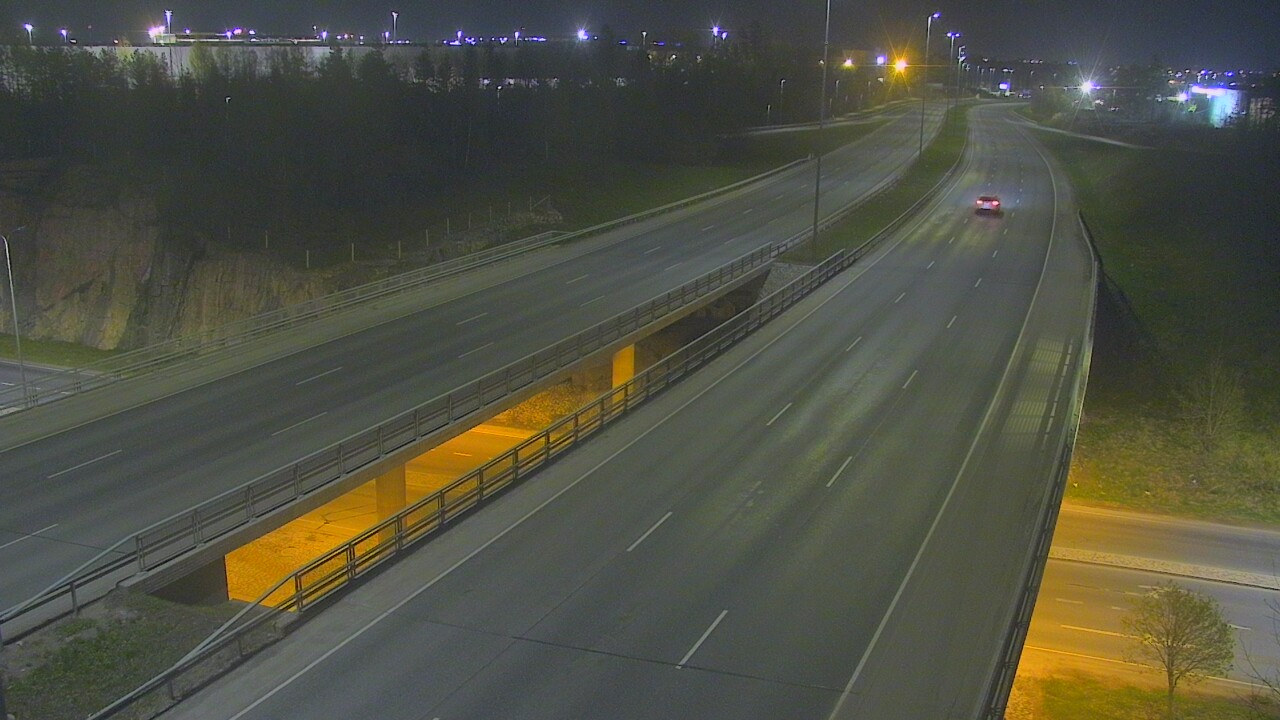 Weather Camera Image Road 50 Vantaa Kalliosola, Vantaa, Uusimaa