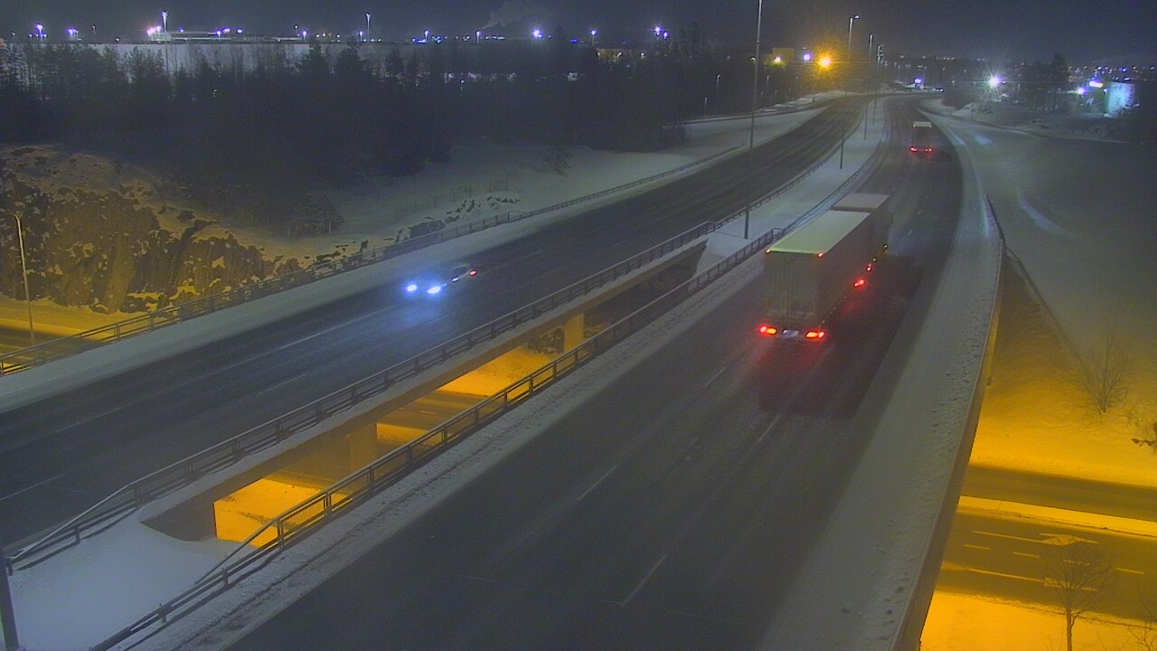 Weather Camera Image Väg 50 Vanda Kalliosola, Vantaa, Uusimaa