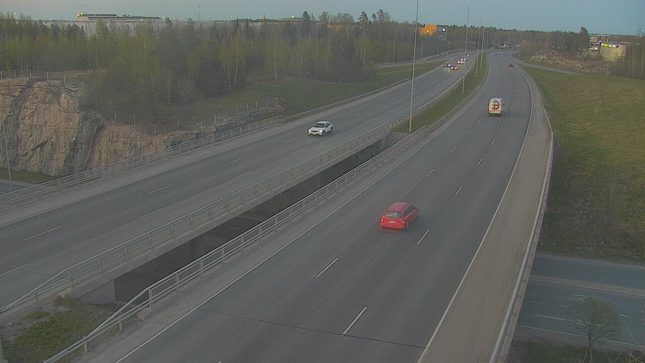 Weather Camera Image Road 50 Vantaa Kalliosola, Vantaa, Uusimaa