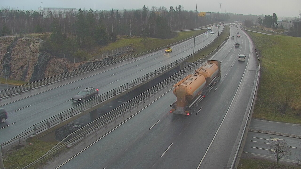 Weather Camera Image Väg 50 Vanda Kalliosola, Vantaa, Uusimaa
