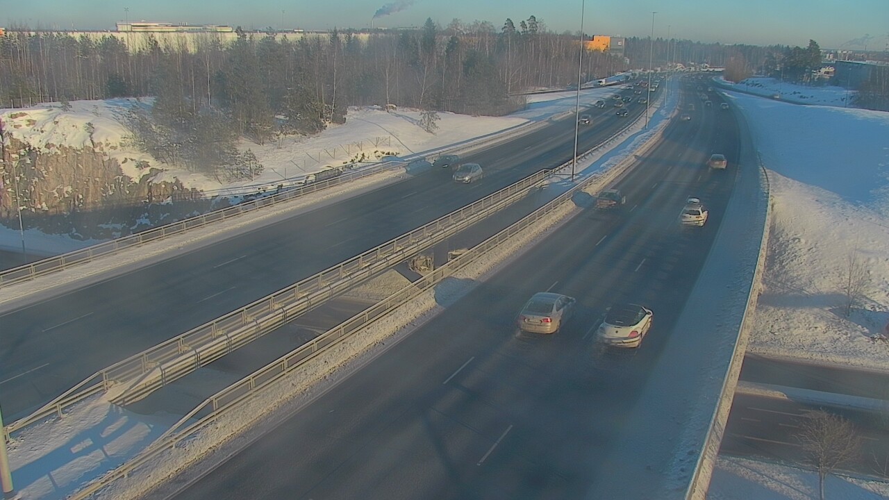 Weather Camera Image Väg 50 Vanda Kalliosola, Vantaa, Uusimaa