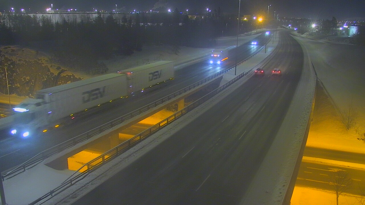 Weather Camera Image Väg 50 Vanda Kalliosola, Vantaa, Uusimaa