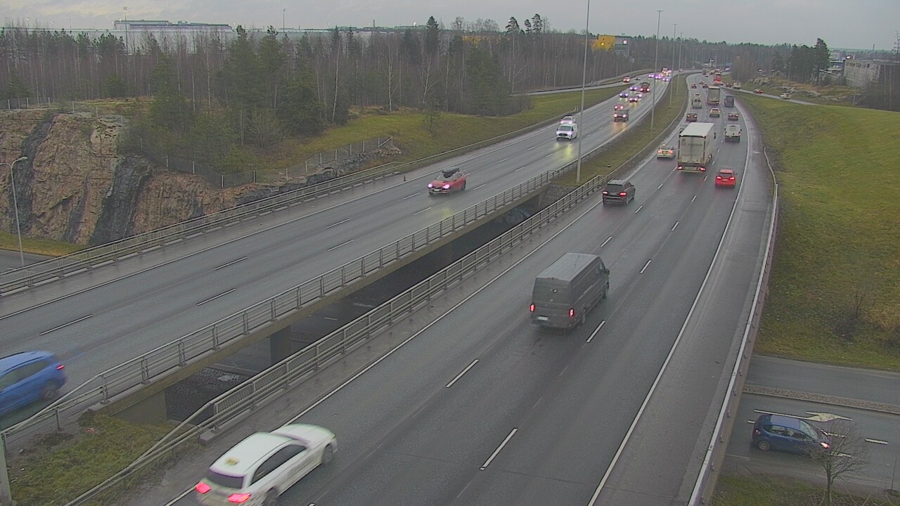 Weather Camera Image Väg 50 Vanda Kalliosola, Vantaa, Uusimaa