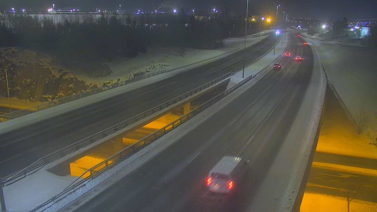 Weather Camera Image Väg 50 Vanda Kalliosola, Vantaa, Uusimaa