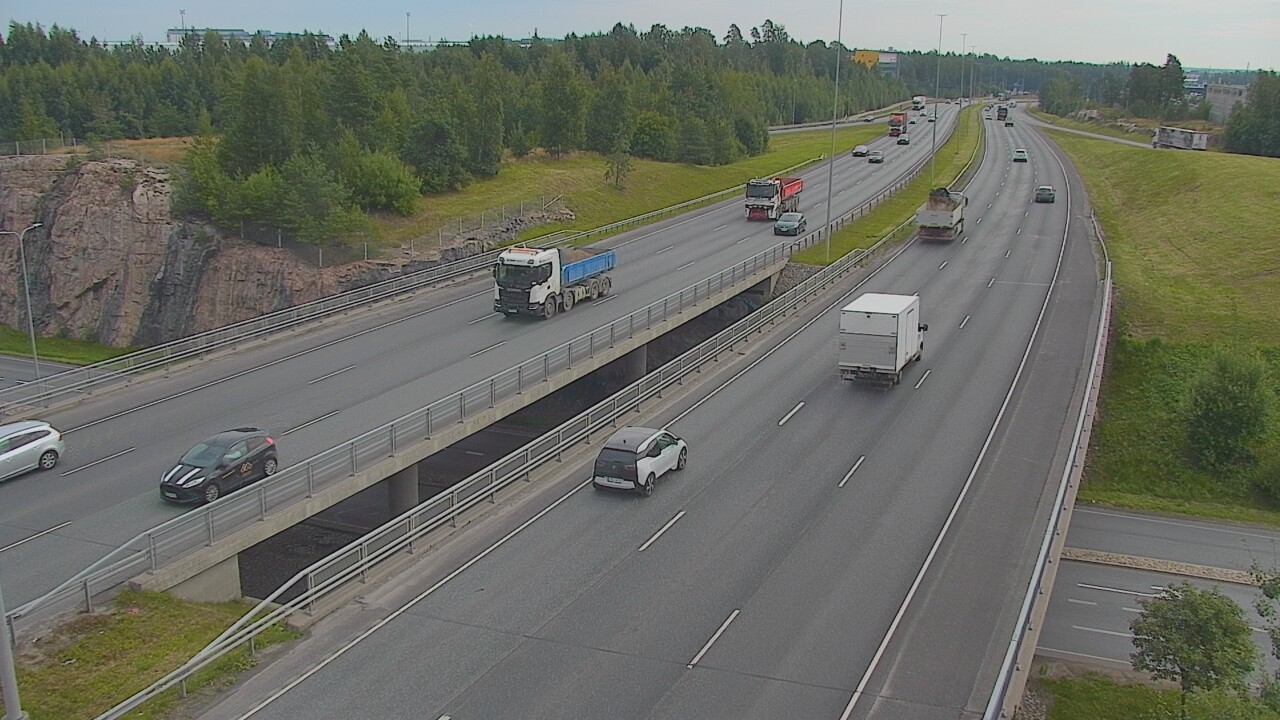 Weather Camera Image Road 50 Vantaa Kalliosola, Vantaa, Uusimaa