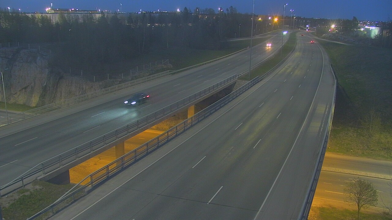 Weather Camera Image Road 50 Vantaa Kalliosola, Vantaa, Uusimaa