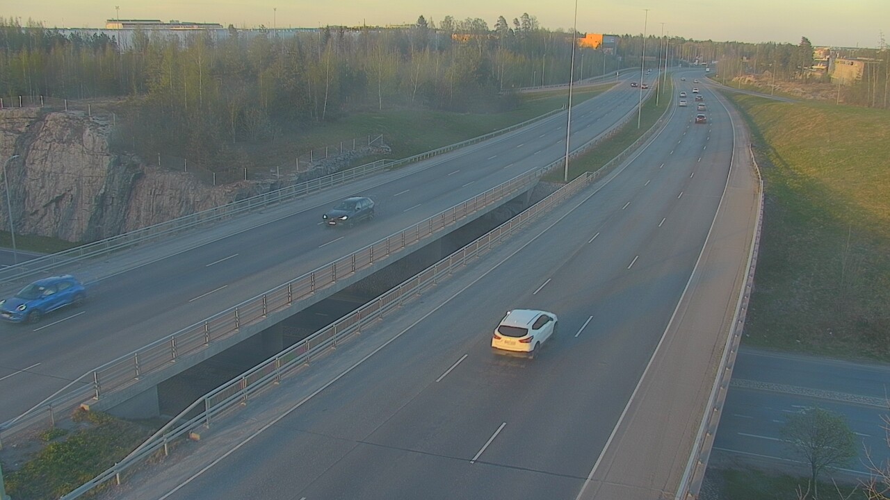 Weather Camera Image Road 50 Vantaa Kalliosola, Vantaa, Uusimaa