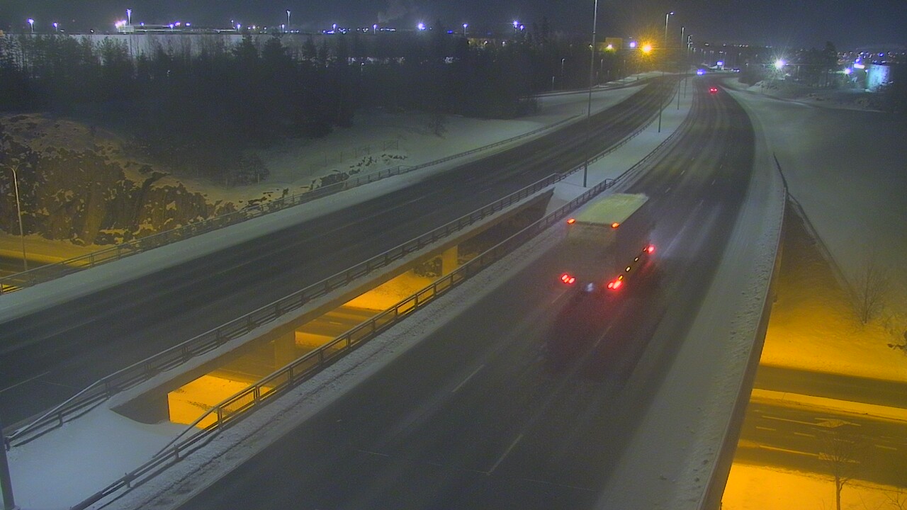 Weather Camera Image Väg 50 Vanda Kalliosola, Vantaa, Uusimaa