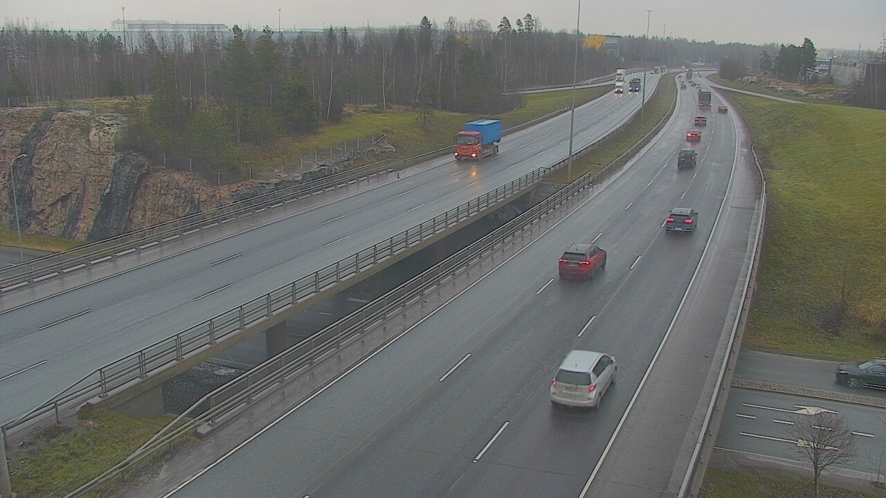 Weather Camera Image Väg 50 Vanda Kalliosola, Vantaa, Uusimaa