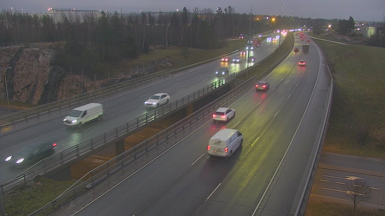 Weather Camera Image Väg 50 Vanda Kalliosola, Vantaa, Uusimaa