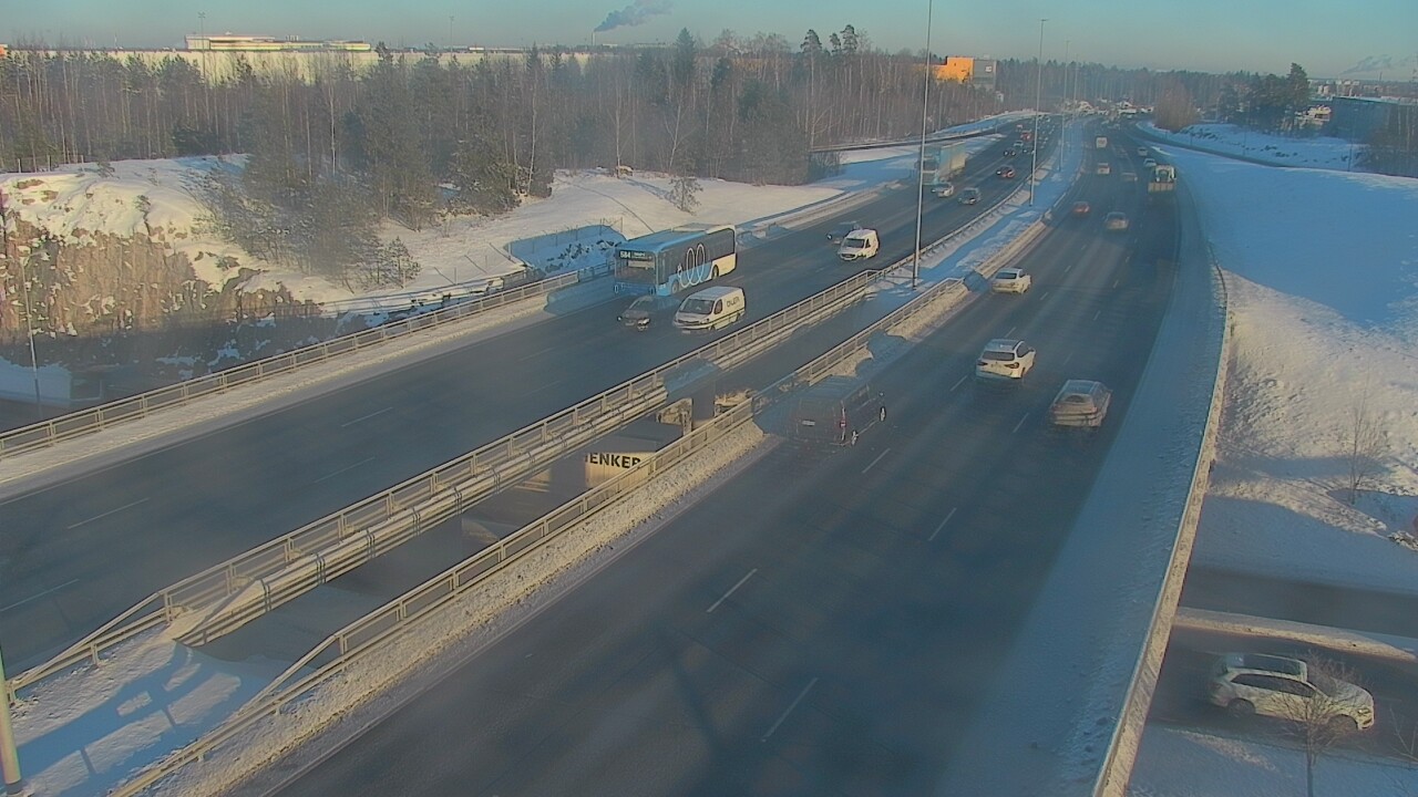 Weather Camera Image Väg 50 Vanda Kalliosola, Vantaa, Uusimaa