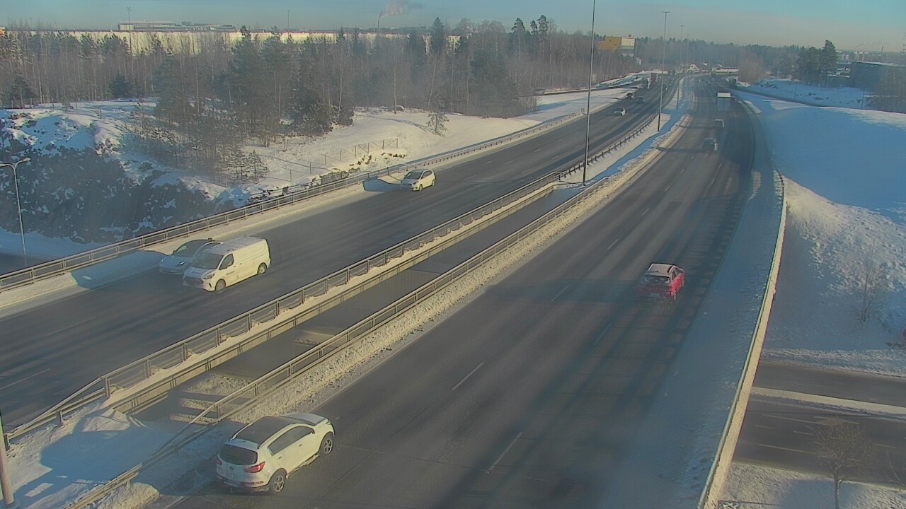 Weather Camera Image Väg 50 Vanda Kalliosola, Vantaa, Uusimaa