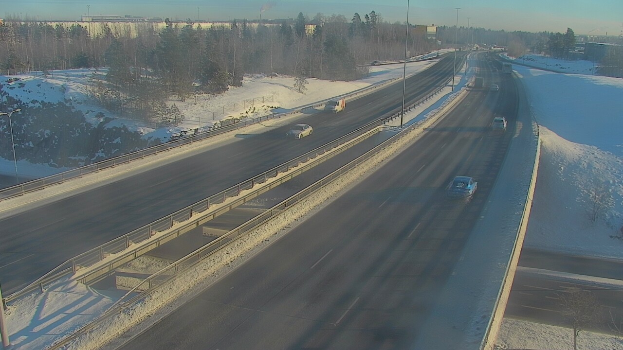 Weather Camera Image Väg 50 Vanda Kalliosola, Vantaa, Uusimaa