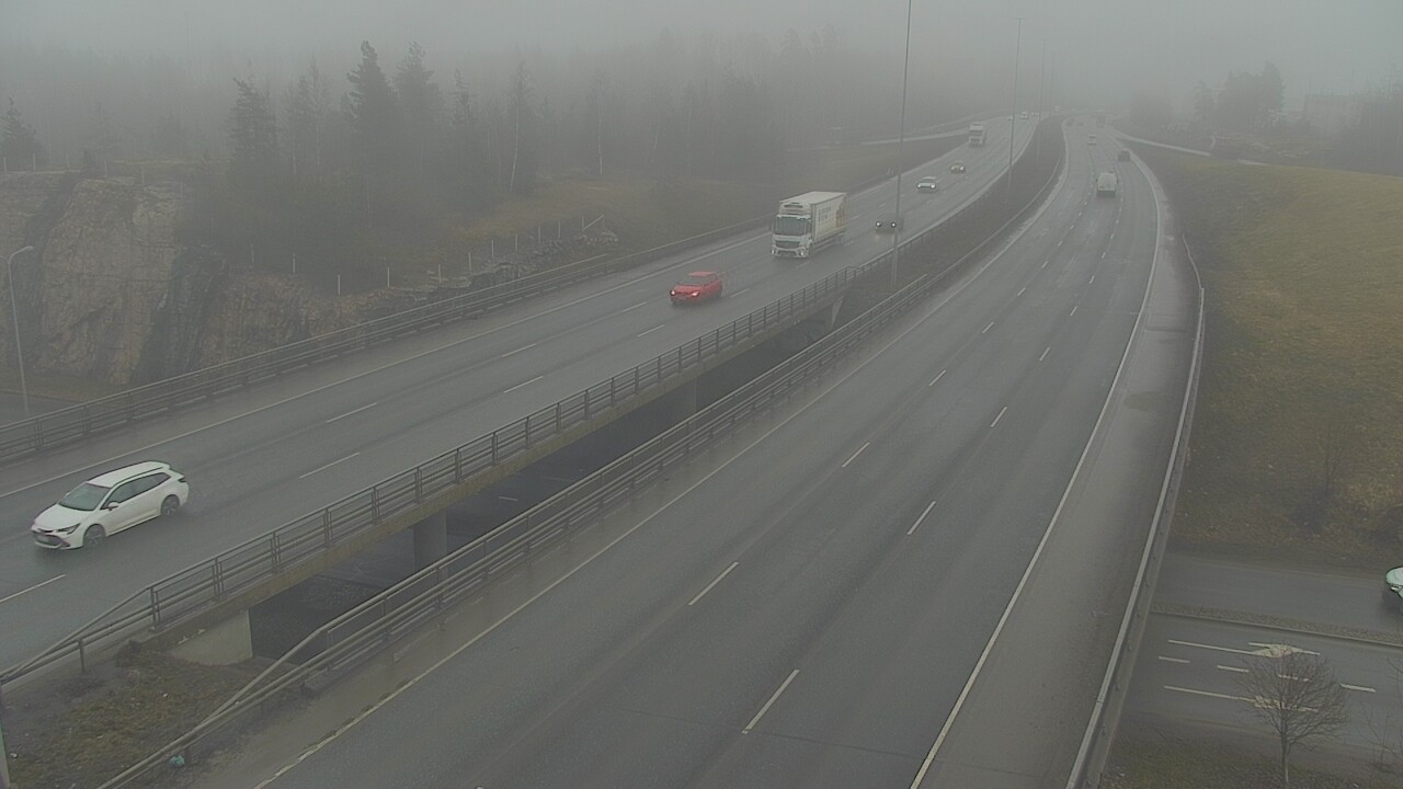 Weather Camera Image Väg 50 Vanda Kalliosola, Vantaa, Uusimaa