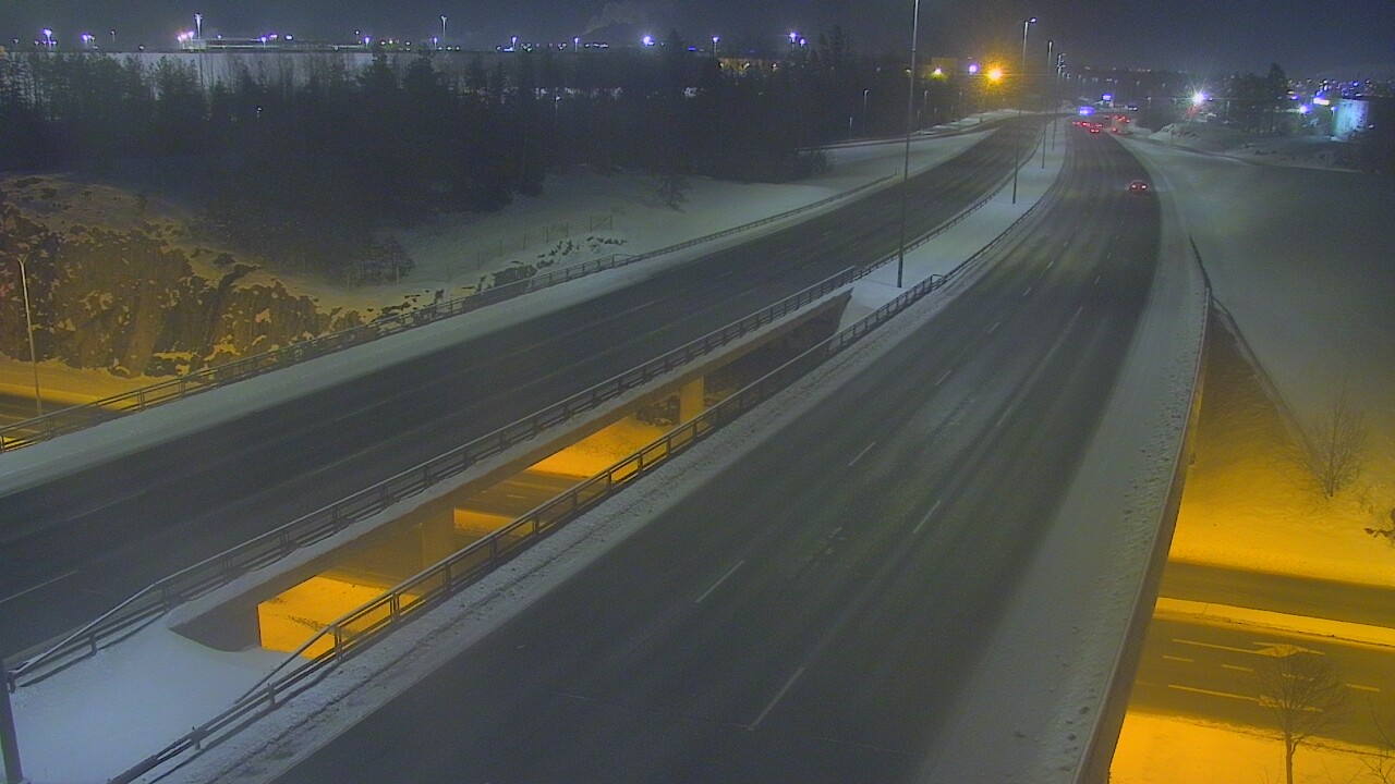 Weather Camera Image Väg 50 Vanda Kalliosola, Vantaa, Uusimaa