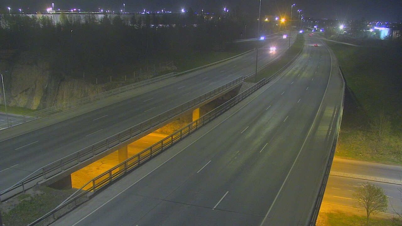 Weather Camera Image Road 50 Vantaa Kalliosola, Vantaa, Uusimaa