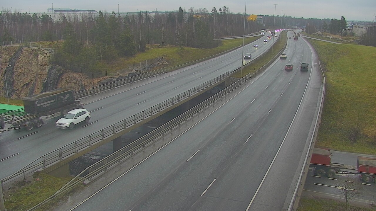 Weather Camera Image Väg 50 Vanda Kalliosola, Vantaa, Uusimaa