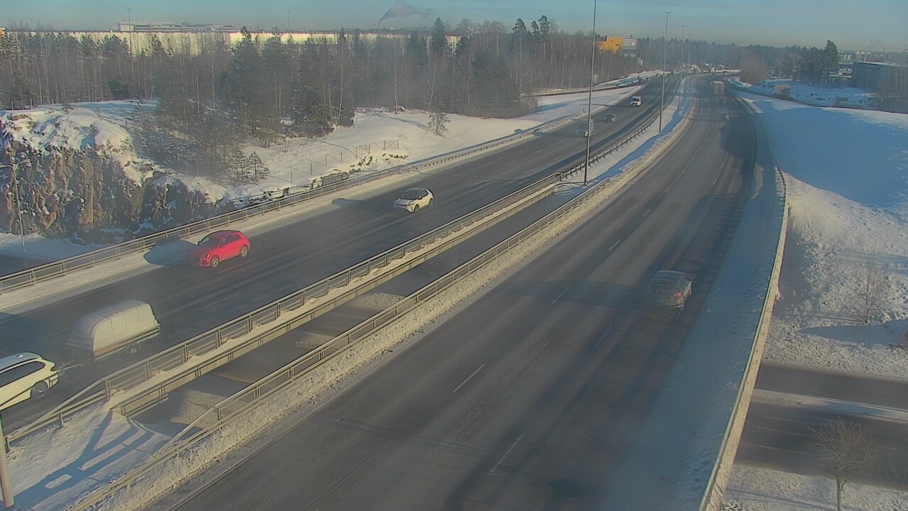 Weather Camera Image Väg 50 Vanda Kalliosola, Vantaa, Uusimaa