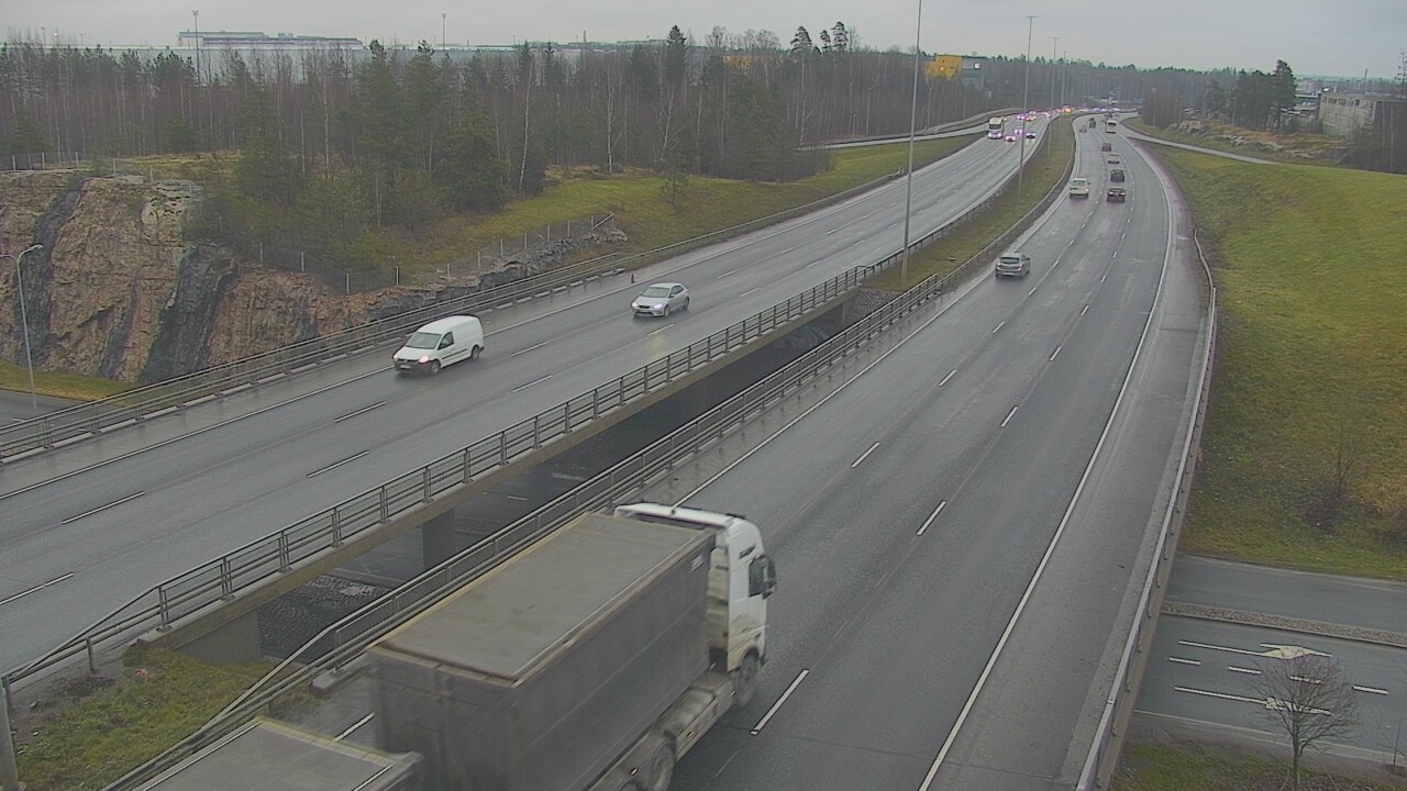 Weather Camera Image Väg 50 Vanda Kalliosola, Vantaa, Uusimaa