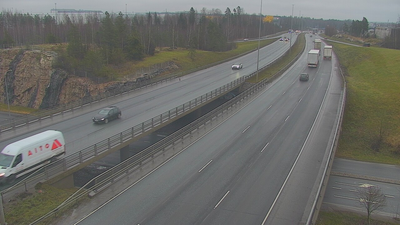 Weather Camera Image Väg 50 Vanda Kalliosola, Vantaa, Uusimaa