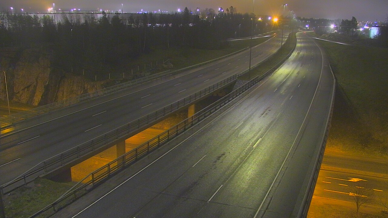 Weather Camera Image Väg 50 Vanda Kalliosola, Vantaa, Uusimaa