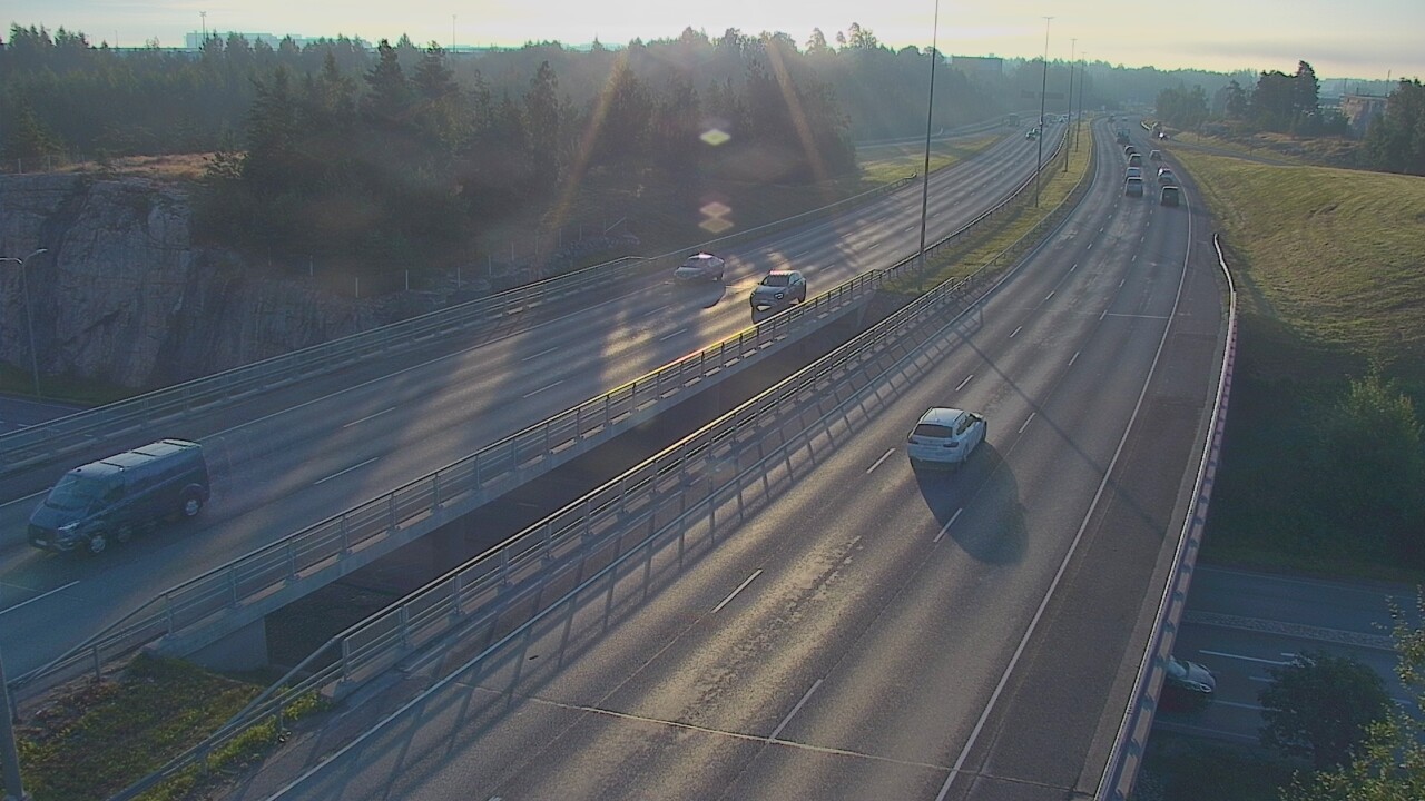 Weather Camera Image Road 50 Vantaa Kalliosola, Vantaa, Uusimaa