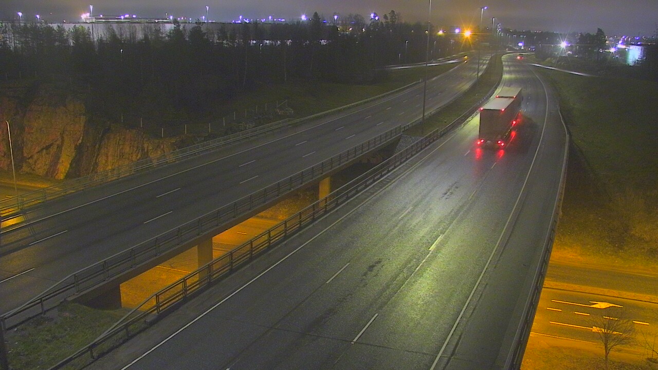 Weather Camera Image Väg 50 Vanda Kalliosola, Vantaa, Uusimaa