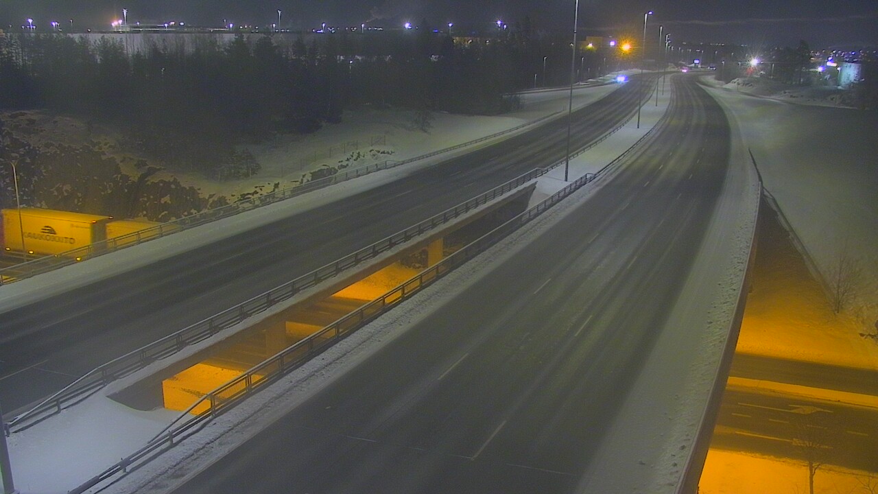 Weather Camera Image Väg 50 Vanda Kalliosola, Vantaa, Uusimaa