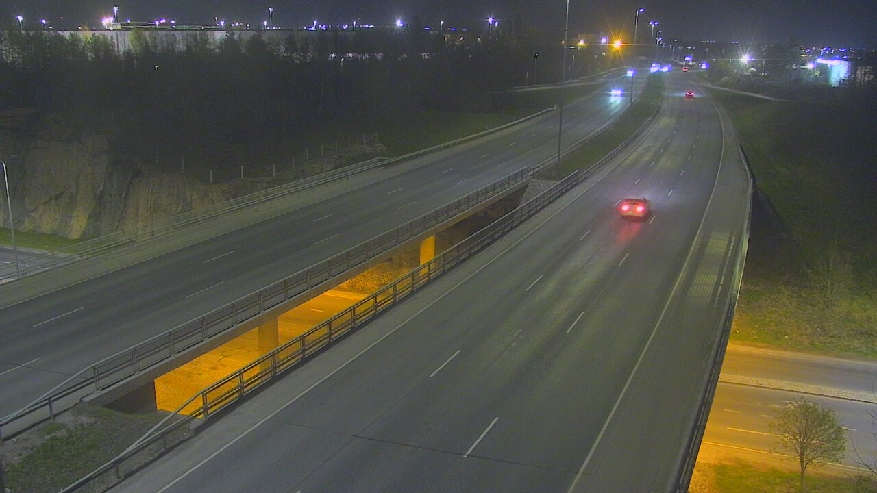 Weather Camera Image Road 50 Vantaa Kalliosola, Vantaa, Uusimaa