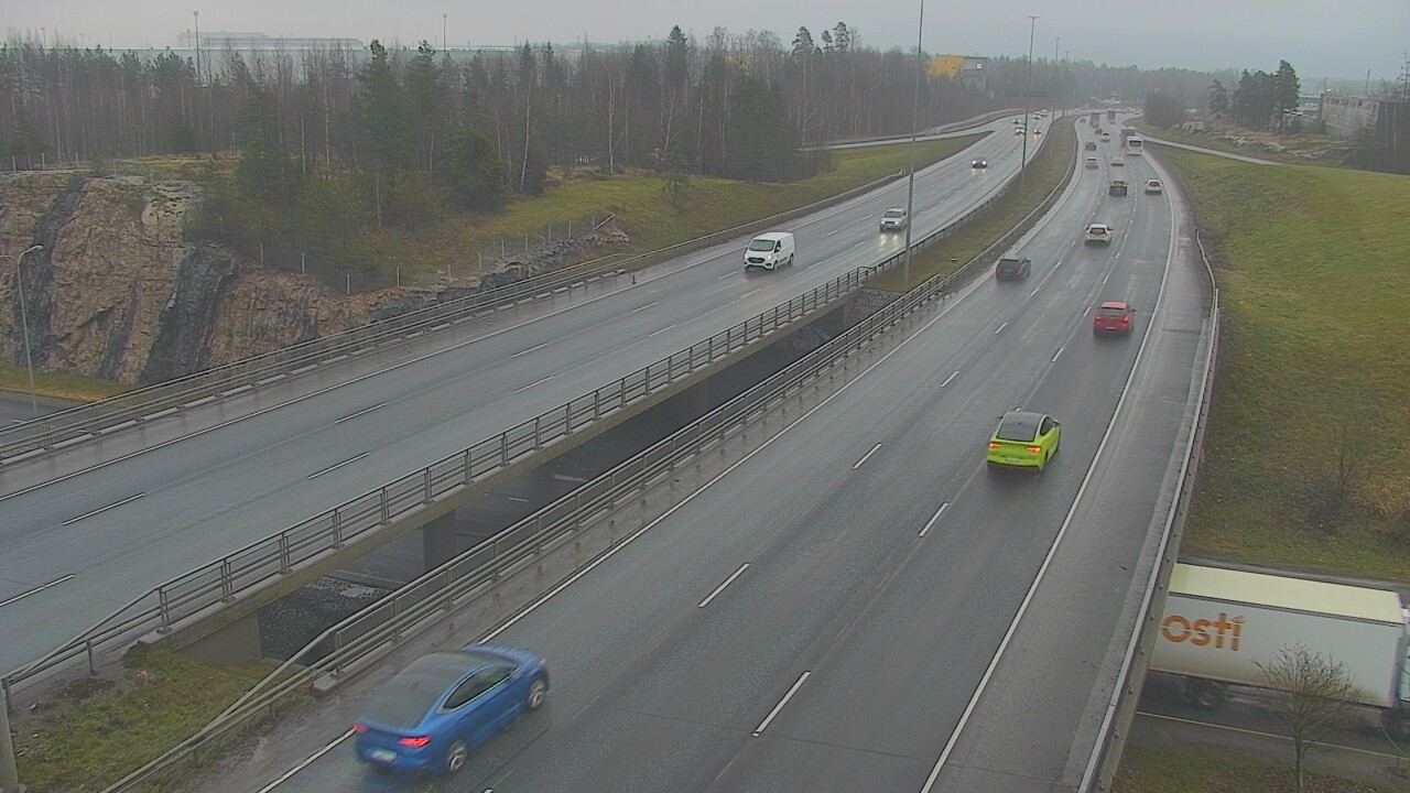 Weather Camera Image Väg 50 Vanda Kalliosola, Vantaa, Uusimaa