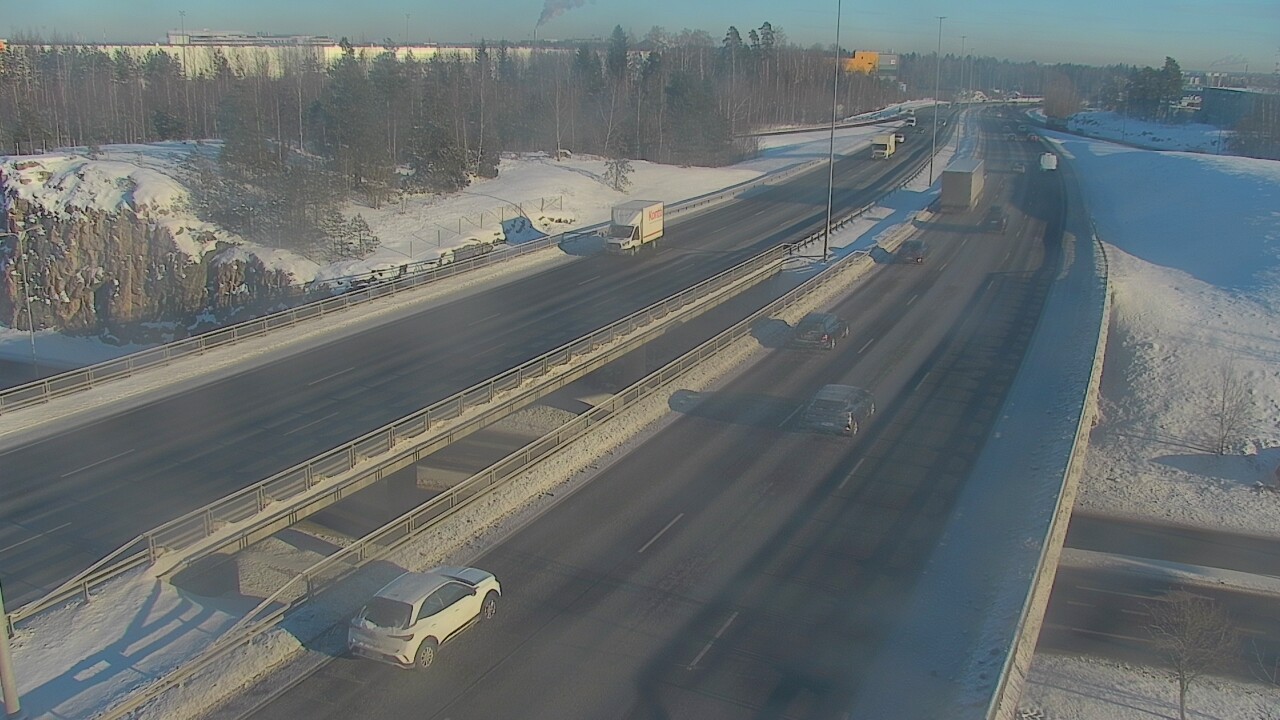 Weather Camera Image Väg 50 Vanda Kalliosola, Vantaa, Uusimaa