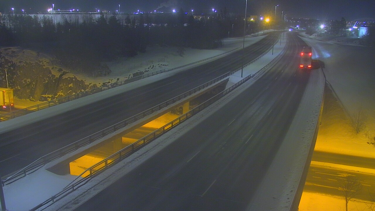 Weather Camera Image Väg 50 Vanda Kalliosola, Vantaa, Uusimaa