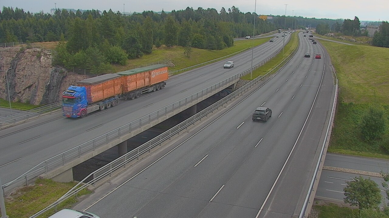 Weather Camera Image Road 50 Vantaa Kalliosola, Vantaa, Uusimaa
