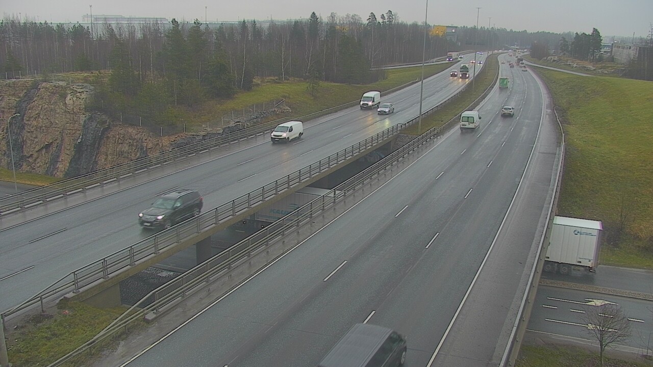 Weather Camera Image Väg 50 Vanda Kalliosola, Vantaa, Uusimaa