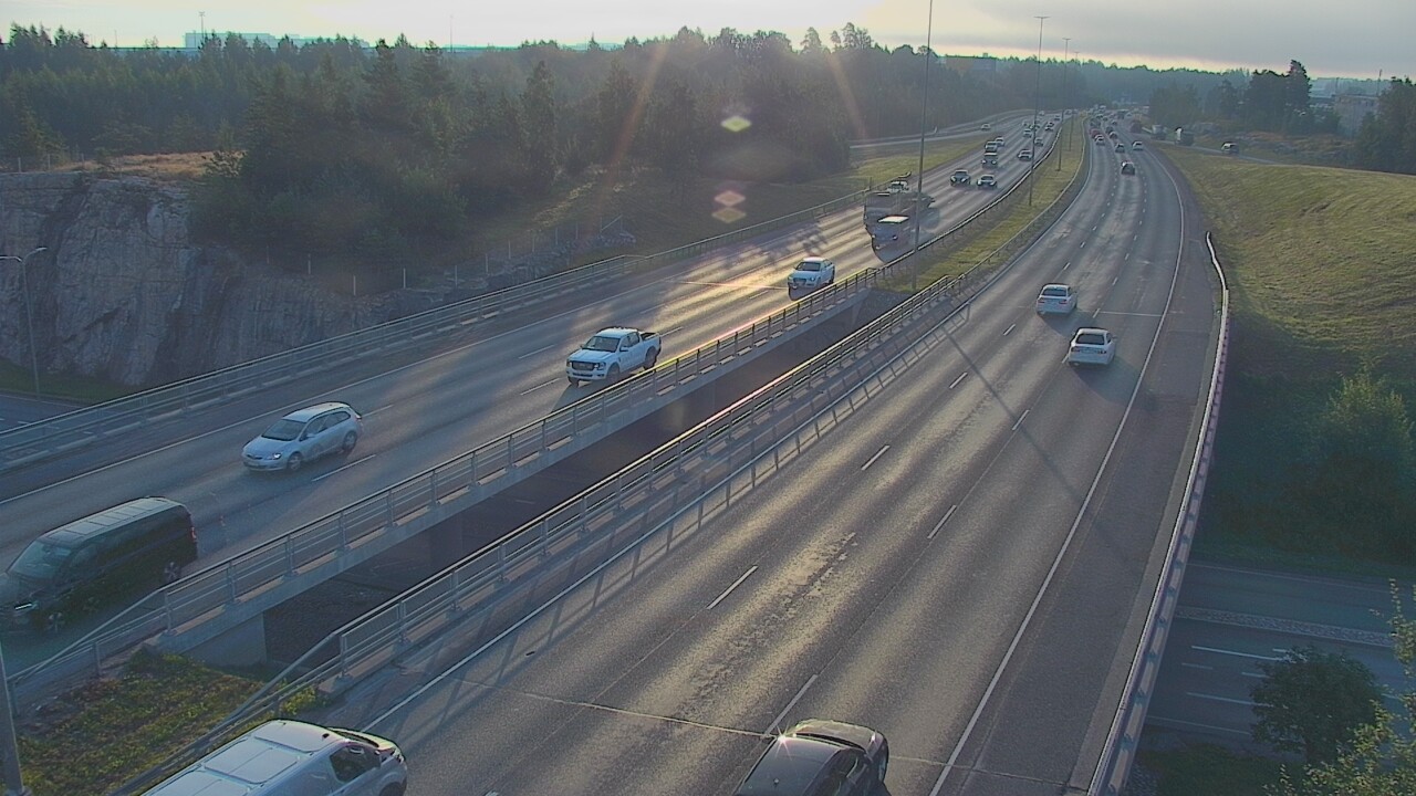 Weather Camera Image Road 50 Vantaa Kalliosola, Vantaa, Uusimaa